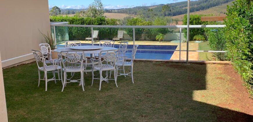 Sobrado 370 m² em Condomínio Fechado | Bragança Paulista