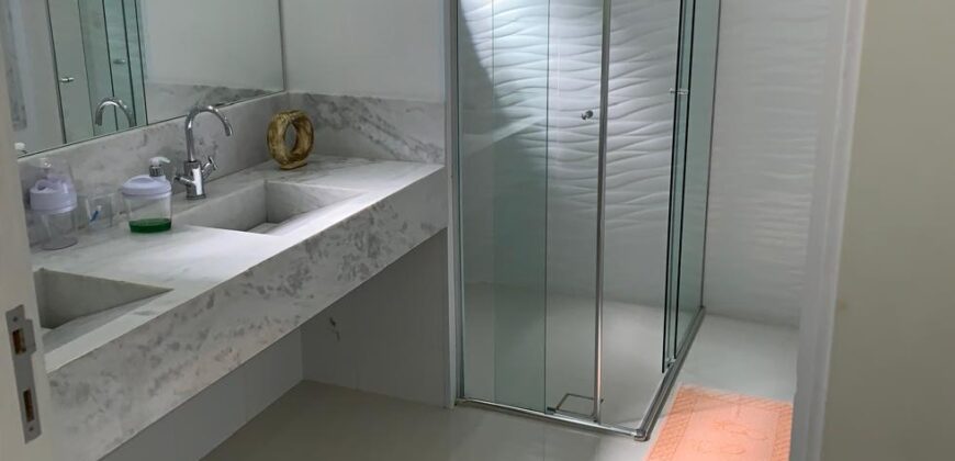 Sobrado 370 m² em Condomínio Fechado | Bragança Paulista