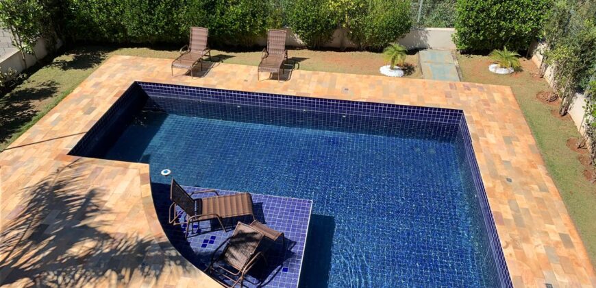 Sobrado 370 m² em Condomínio Fechado | Bragança Paulista