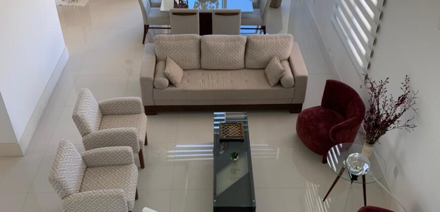 Sobrado 370 m² em Condomínio Fechado | Bragança Paulista