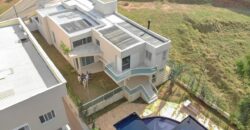 Sobrado 370 m² em Condomínio Fechado | Bragança Paulista